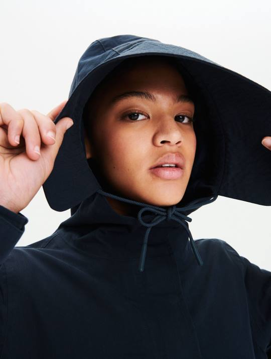 Aigle 86DD679 ropa imperio mujer parka corta con cola de pez